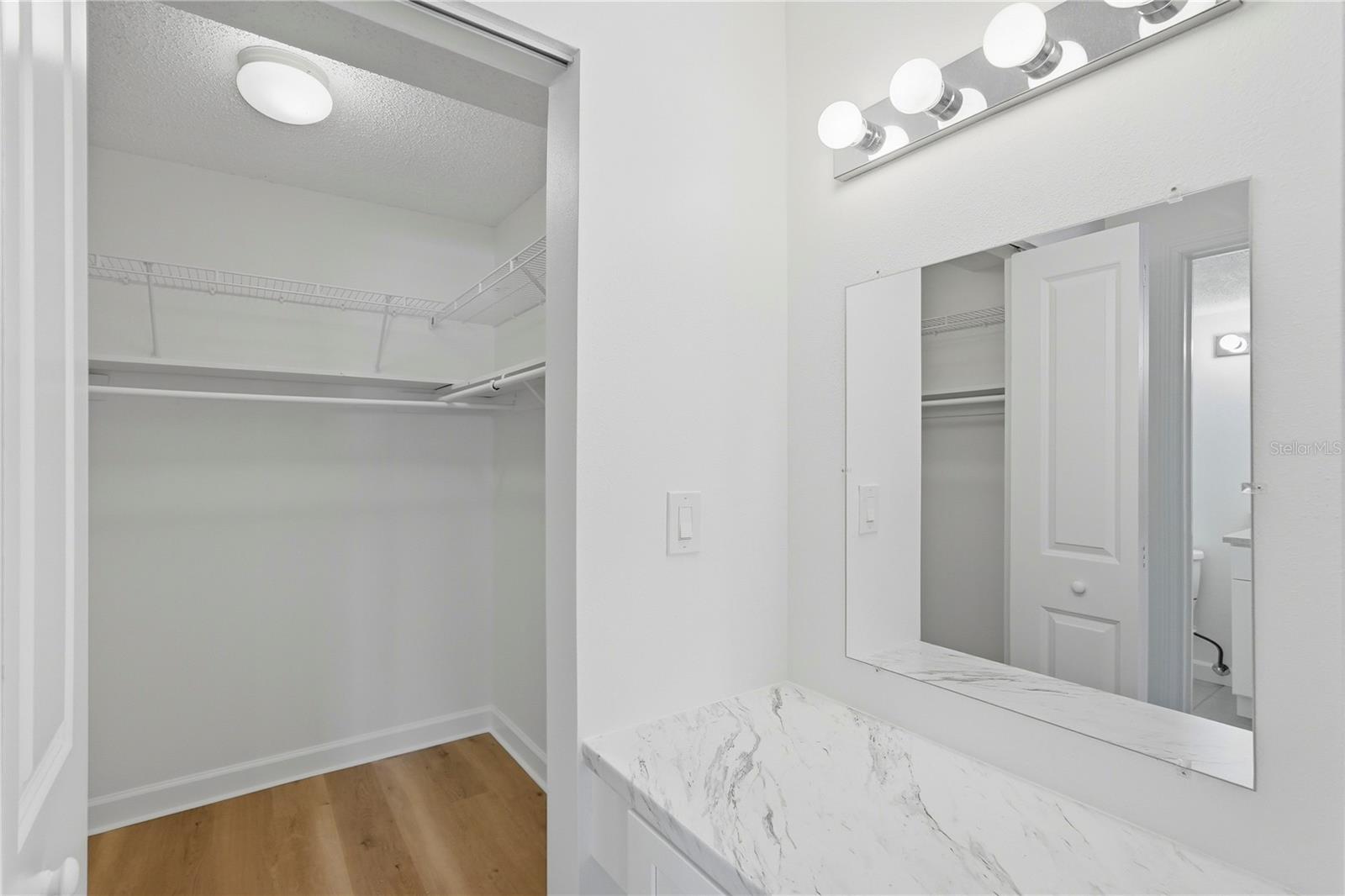 Image 19 of 31 For 724 115 Avenue N 2205