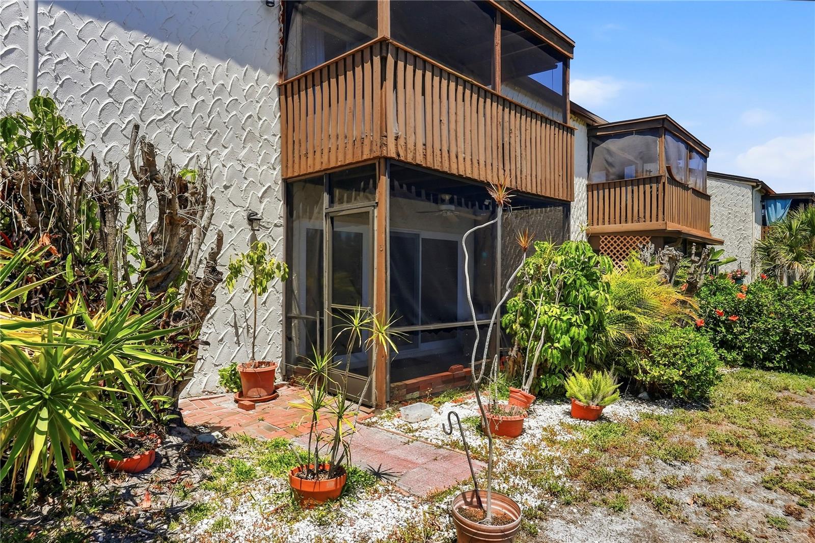 Image 27 of 31 For 724 115 Avenue N 2205