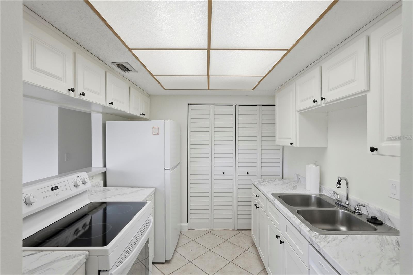 Image 7 of 31 For 724 115 Avenue N 2205