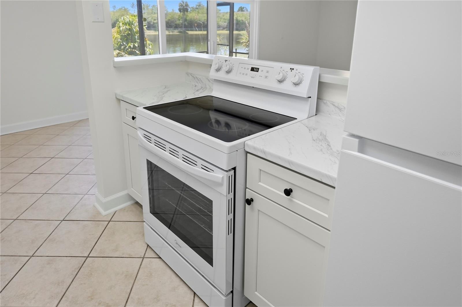 Image 9 of 31 For 724 115 Avenue N 2205