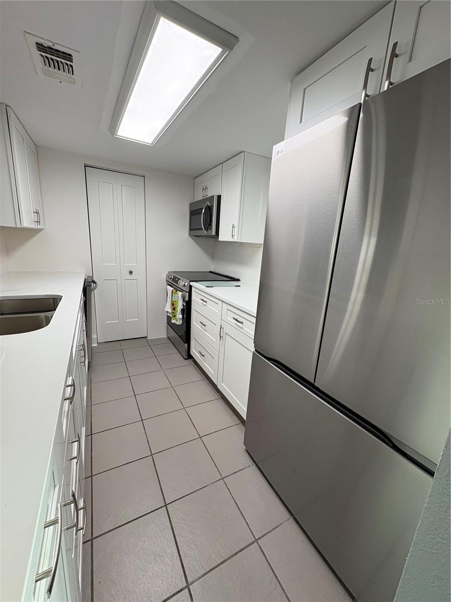 Image 4 of 26 For 464 Paula Drive N 109