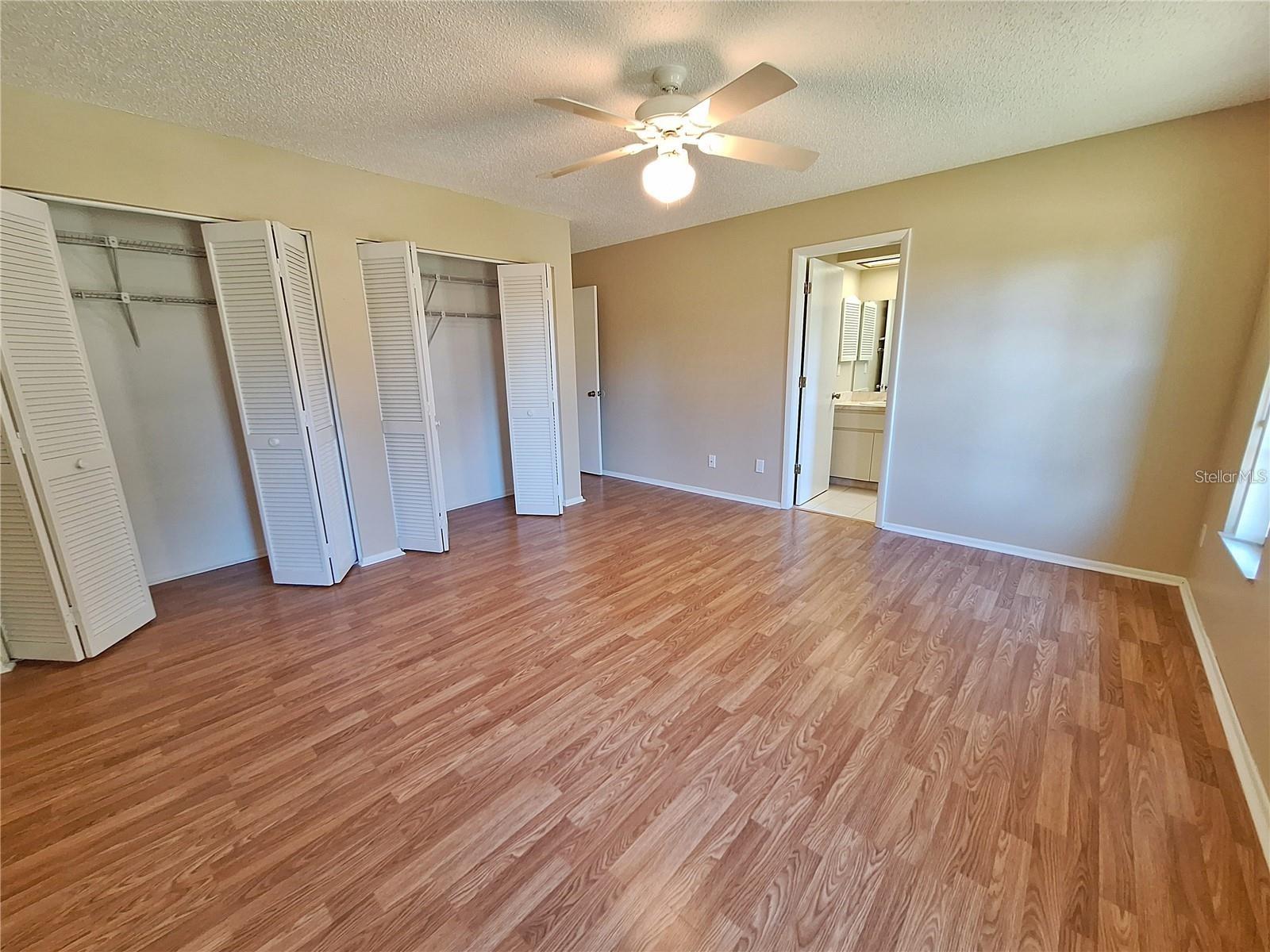 Image 14 of 27 For 3462 Maclaren Drive