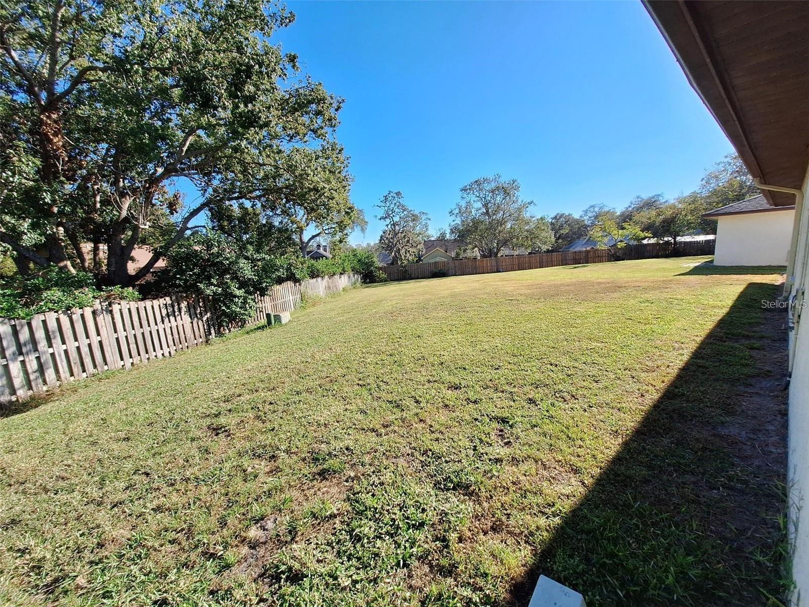 Image 18 of 27 For 3462 Maclaren Drive