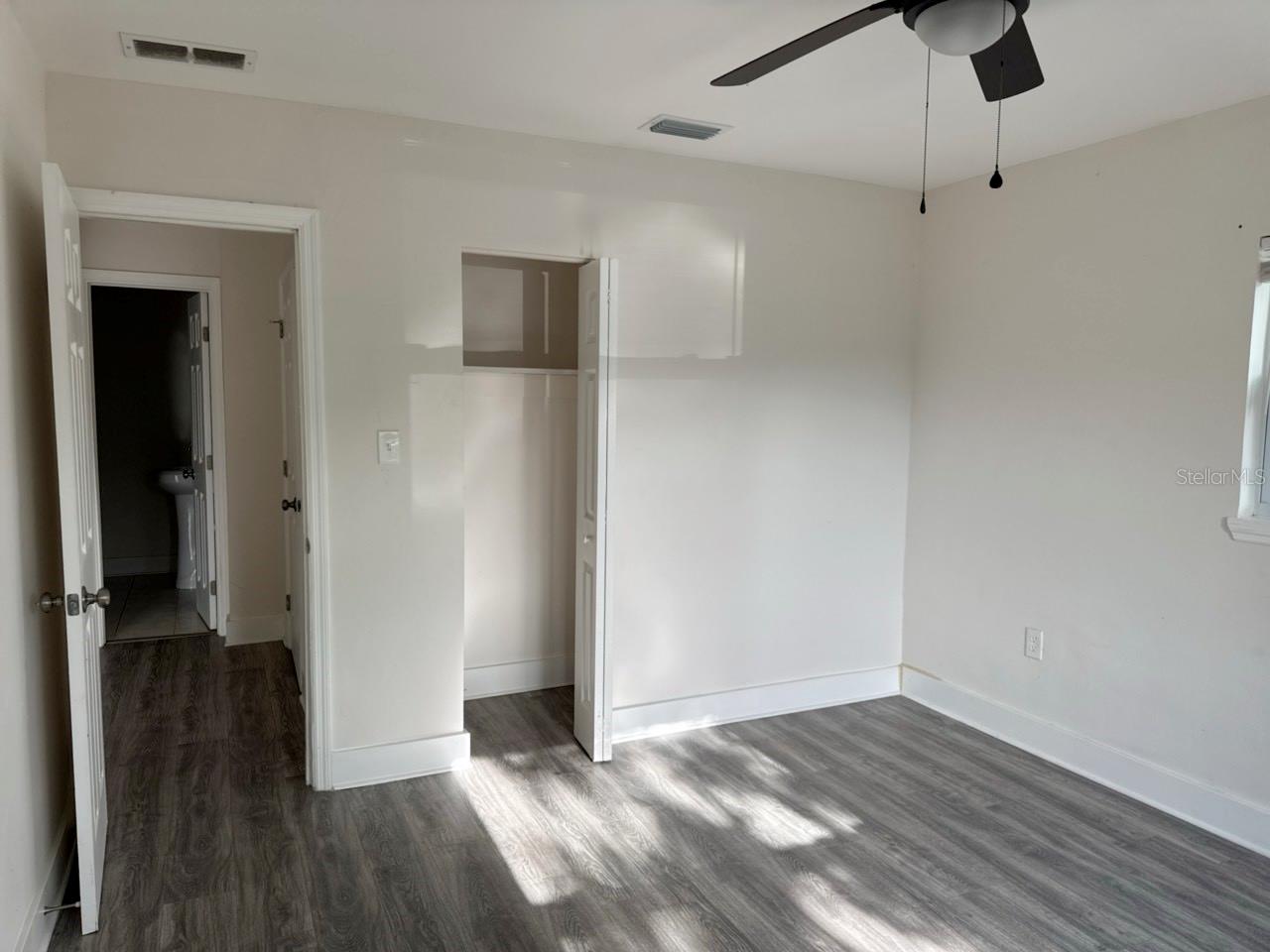 Image 10 of 13 For 1700 30th Street S