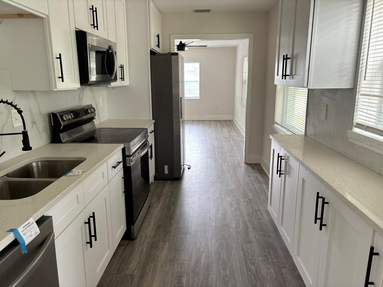 Image 6 of 13 For 1700 30th Street S