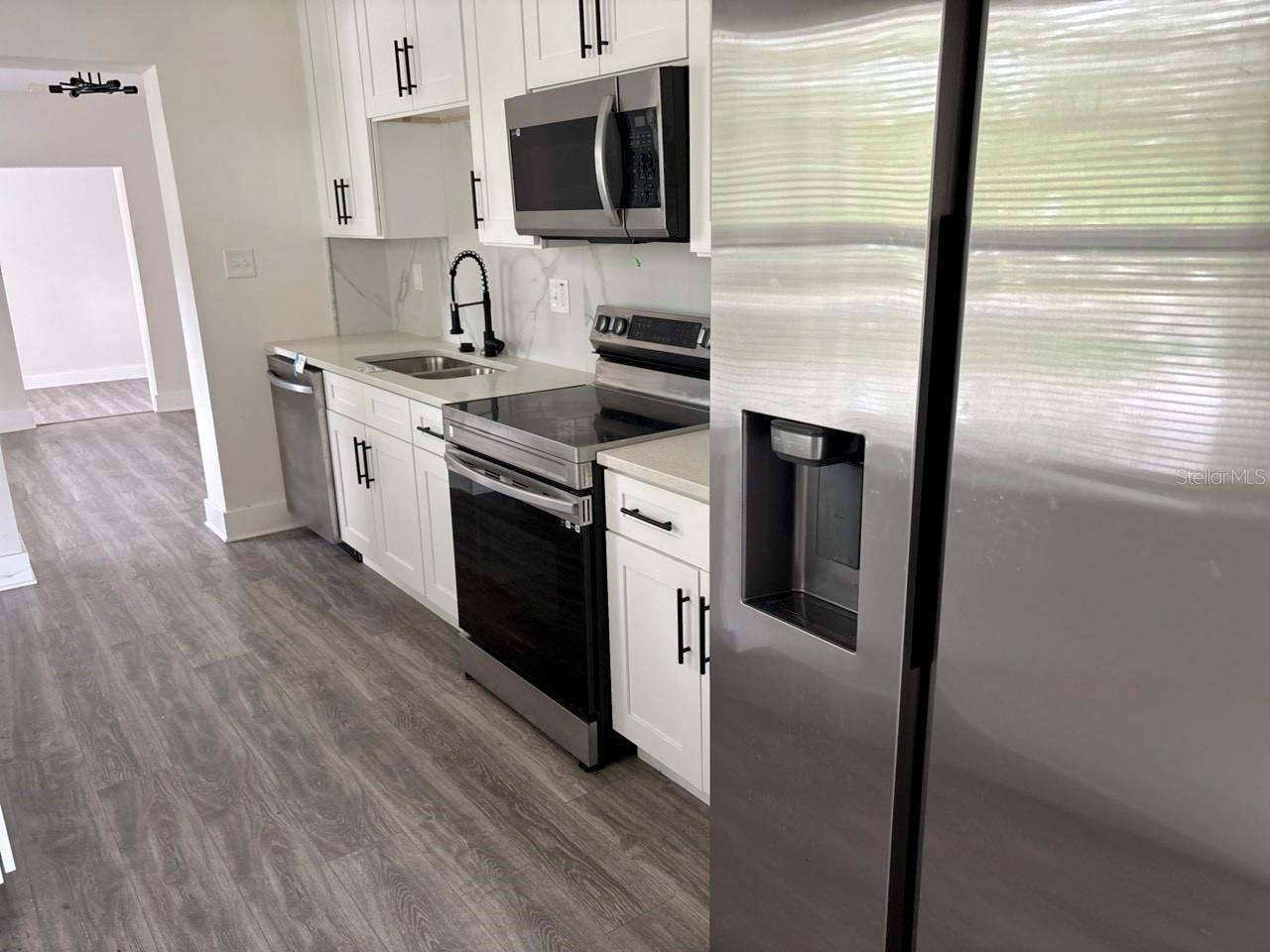 Image 7 of 13 For 1700 30th Street S
