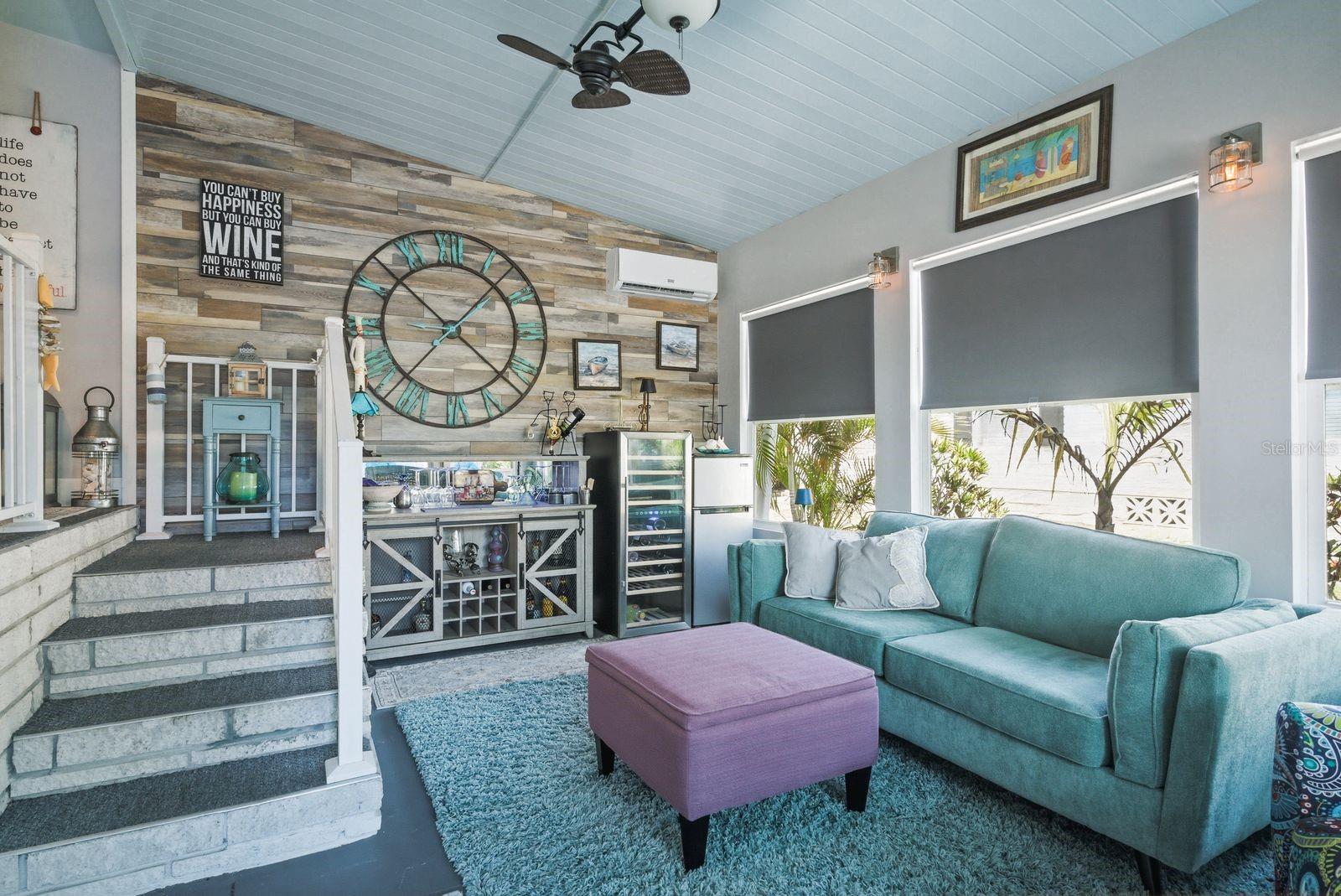 Image 33 of 56 For 137 Lake Tarpon Drive 18