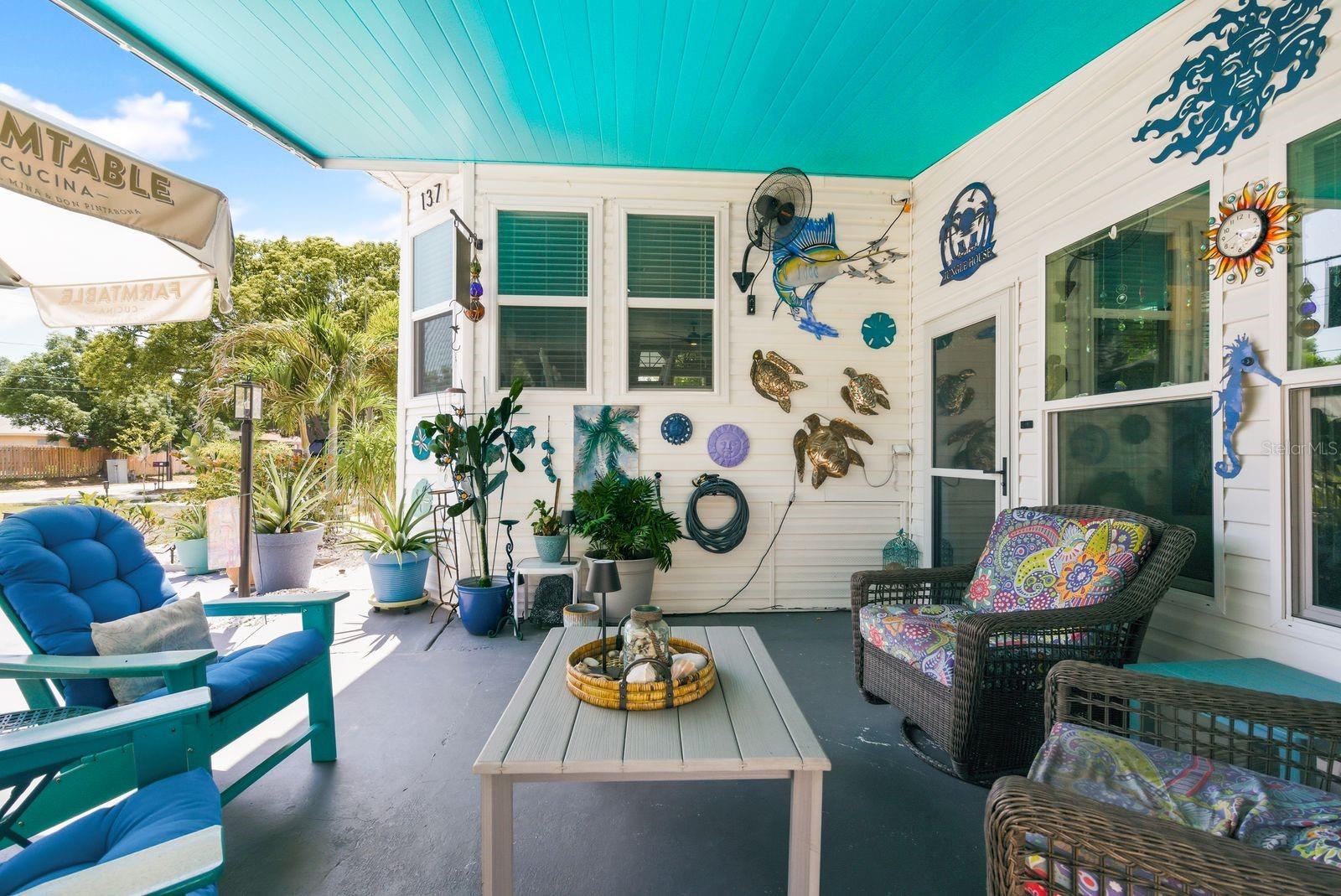 Image 37 of 56 For 137 Lake Tarpon Drive 18