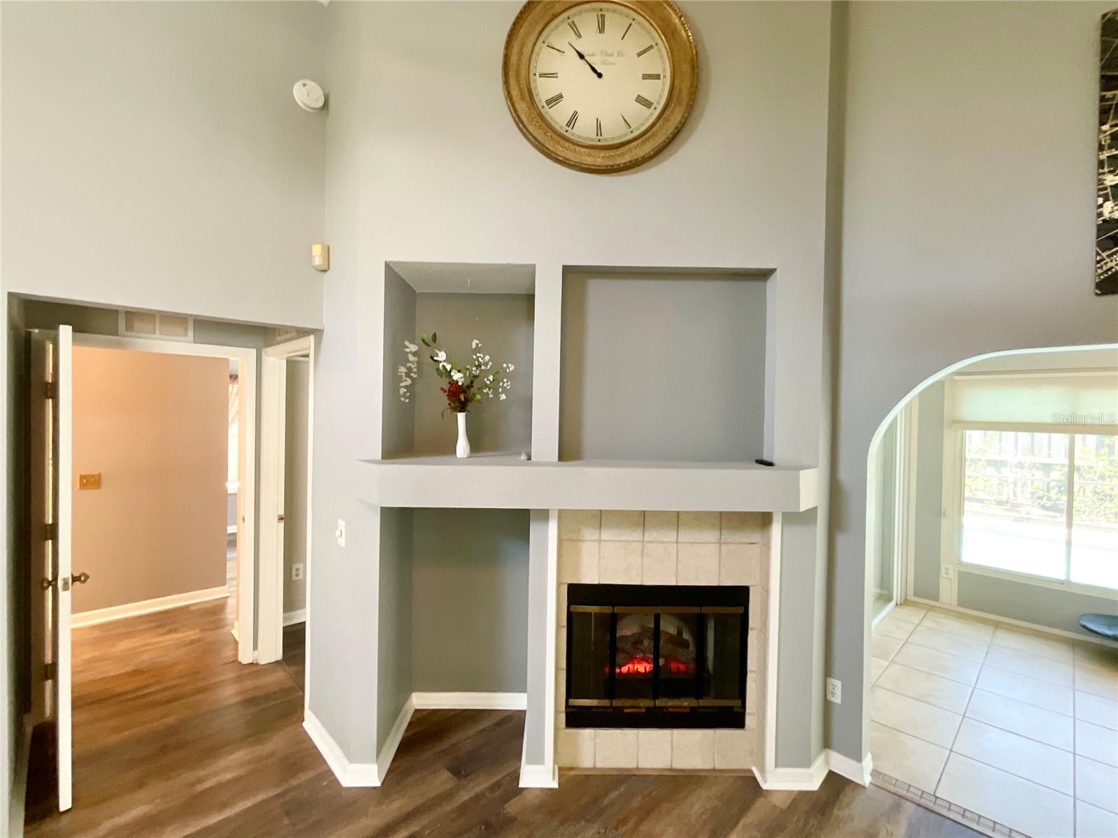 Image 8 of 31 For 2913 Longbrooke Way