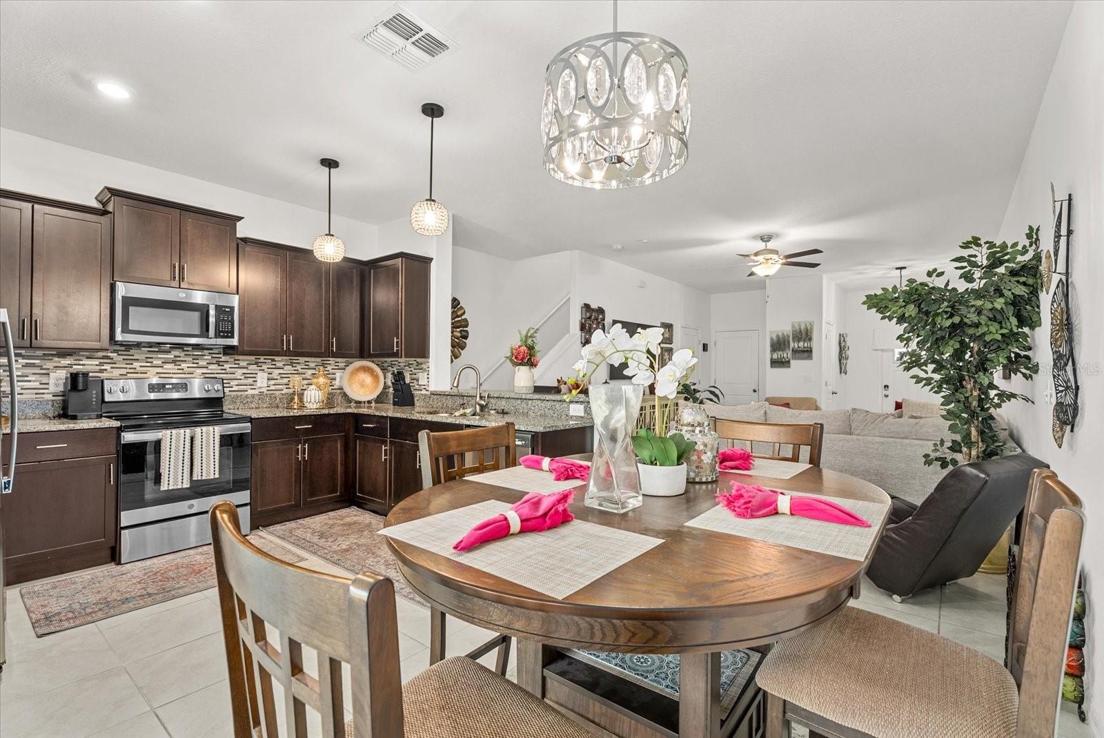 Image 9 of 24 For 10426 Shady Preserve Drive