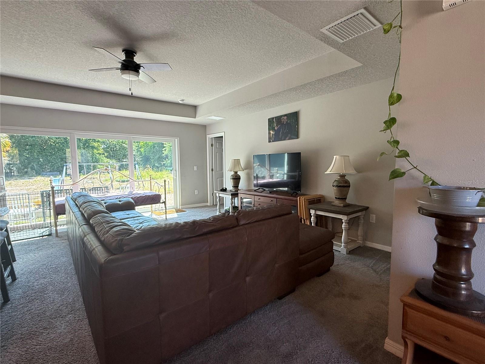 Image 2 of 30 For 15808 Archer Street