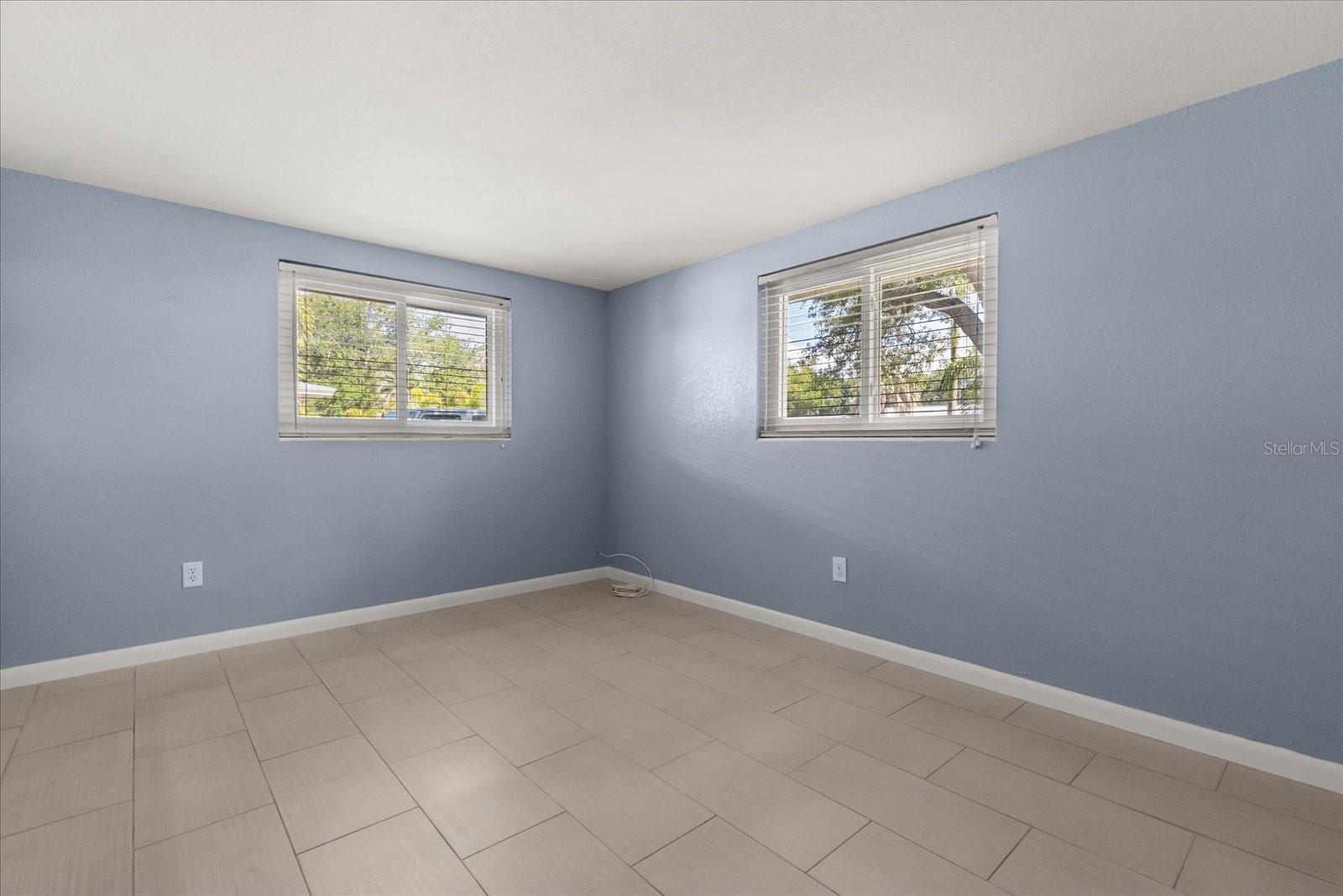 Image 19 of 30 For 620 Jacaranda Street