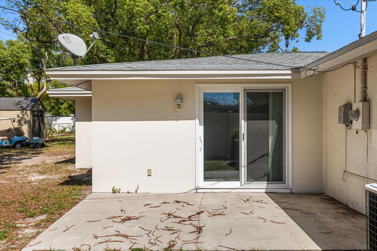 Image 23 of 30 For 620 Jacaranda Street