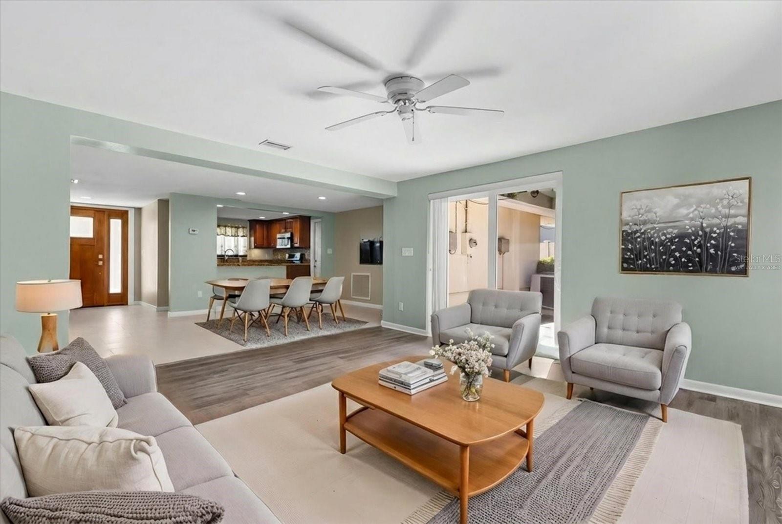 Image 6 of 30 For 620 Jacaranda Street