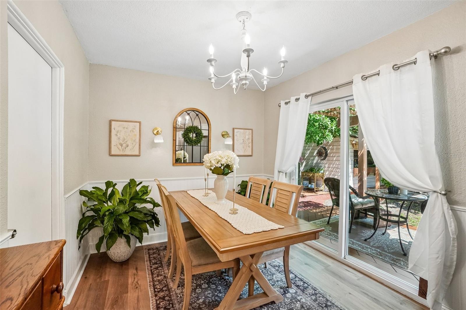 Image 11 of 35 For 5389 55th Avenue N