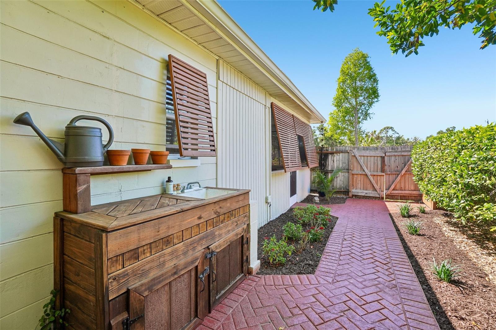 Image 31 of 35 For 5389 55th Avenue N
