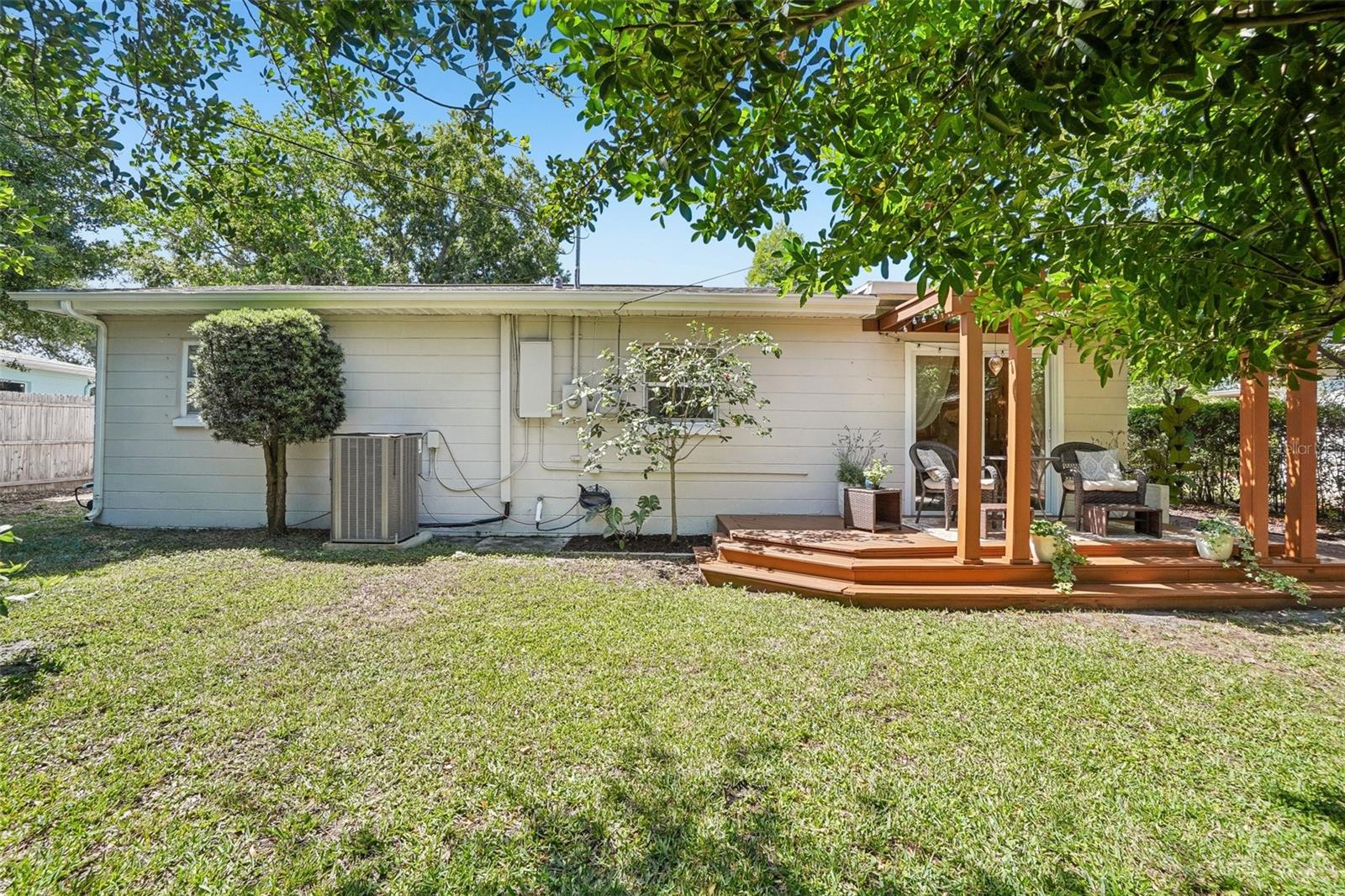 Image 32 of 35 For 5389 55th Avenue N