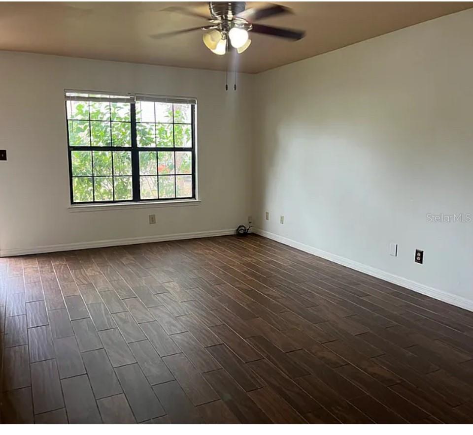 Image 3 of 7 For 2302 Maki Road 98
