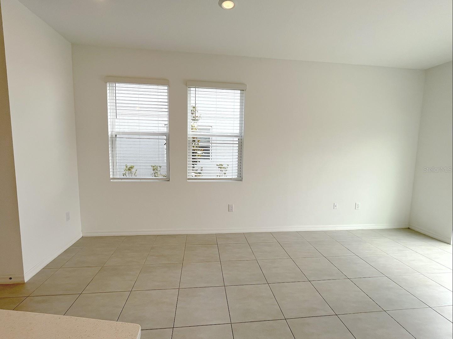 Image 11 of 37 For 11832 Glenside Terrace
