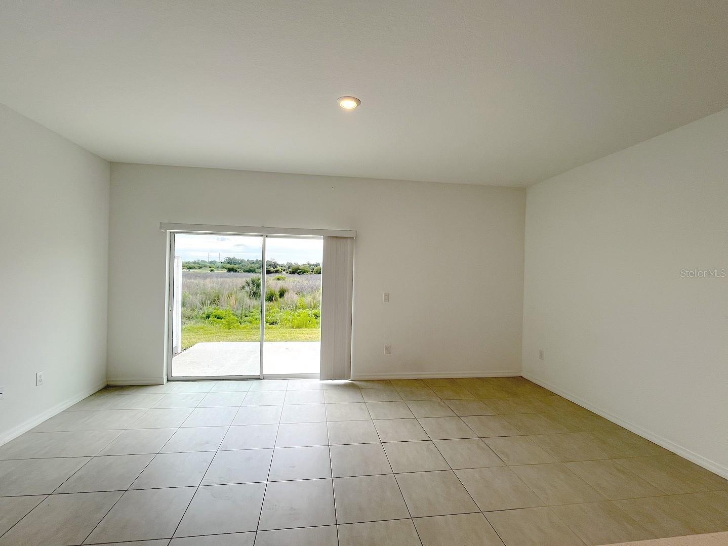 Image 12 of 37 For 11832 Glenside Terrace