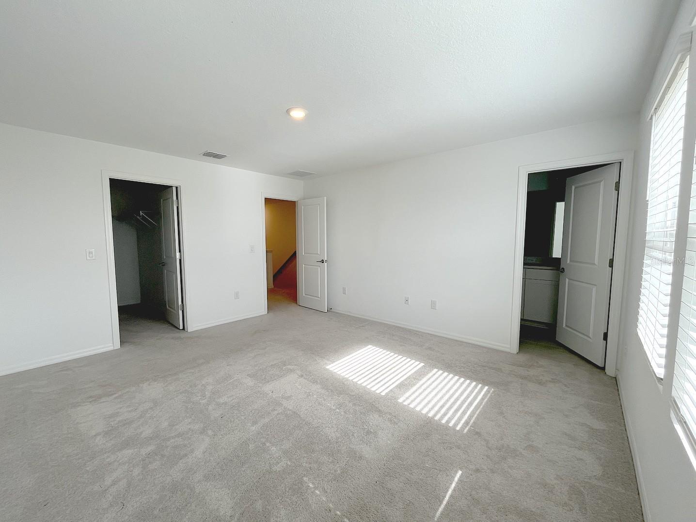 Image 28 of 37 For 11832 Glenside Terrace