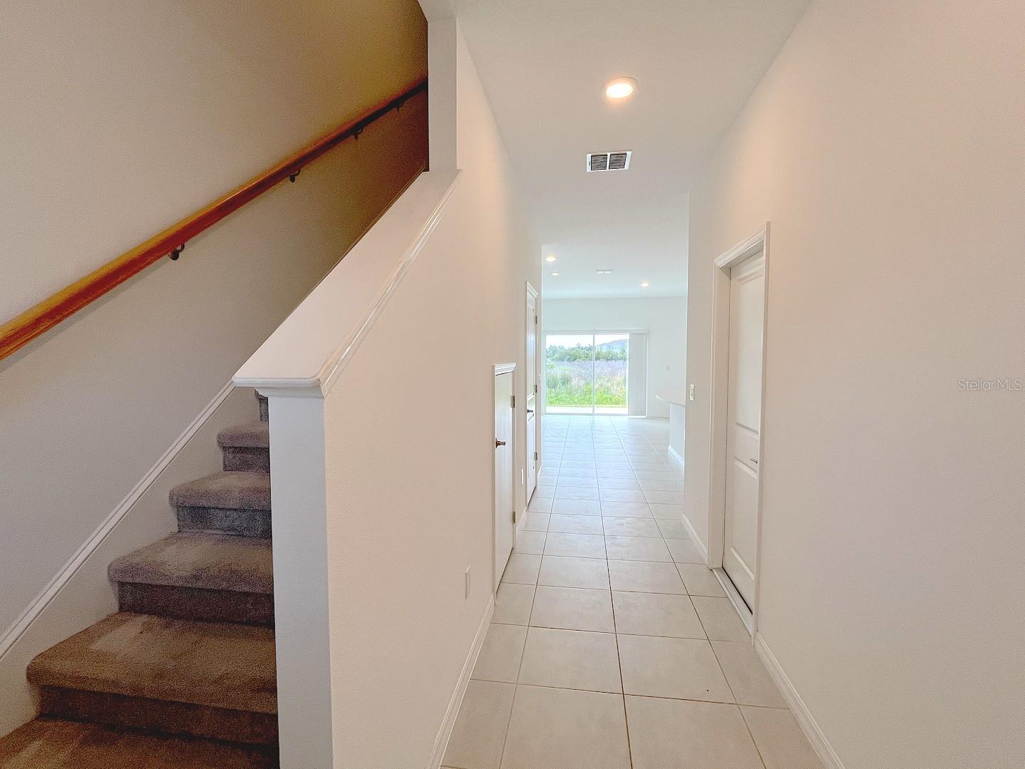 Image 3 of 37 For 11832 Glenside Terrace