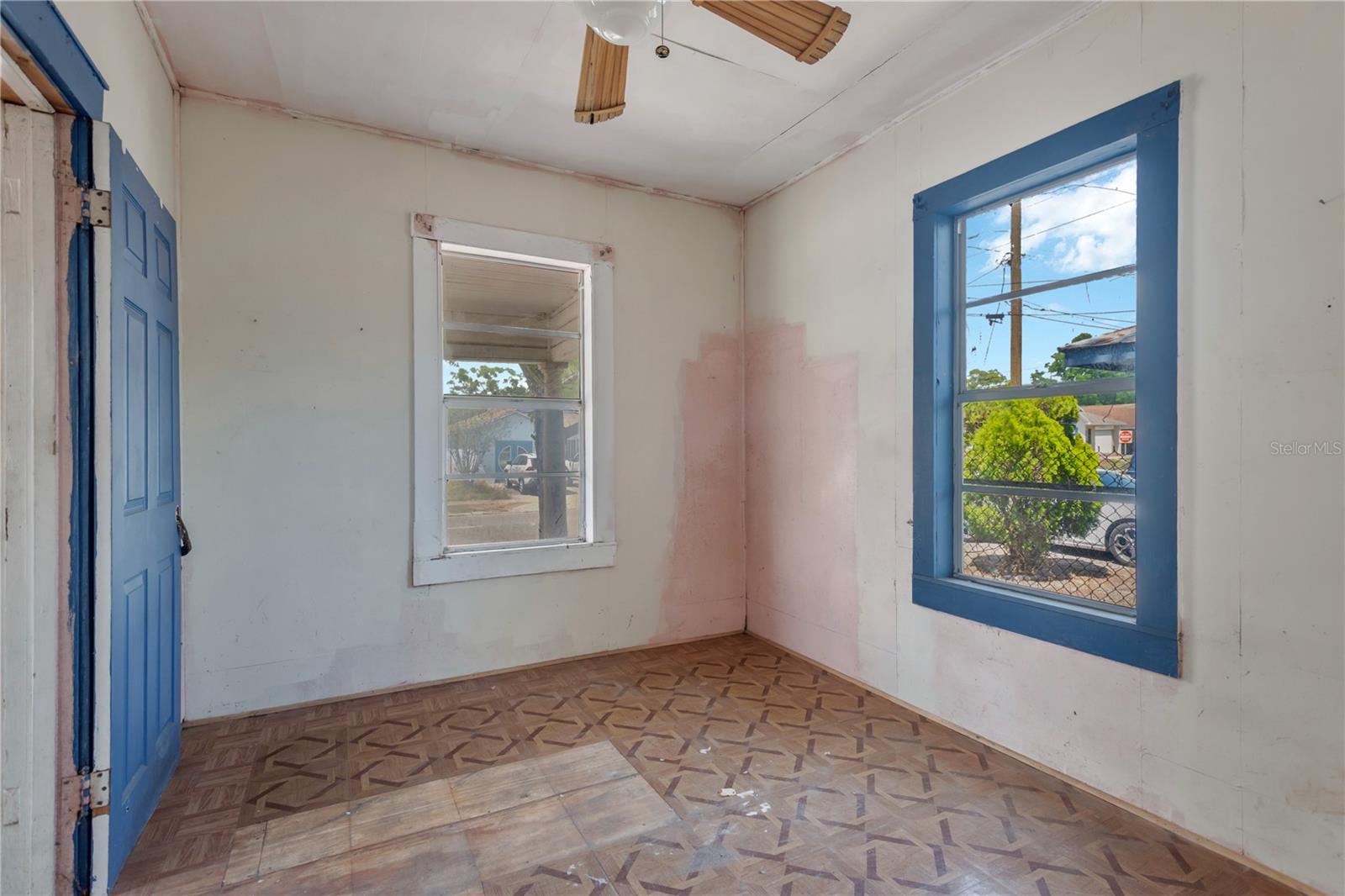 Image 11 of 16 For 2505 17th Avenue