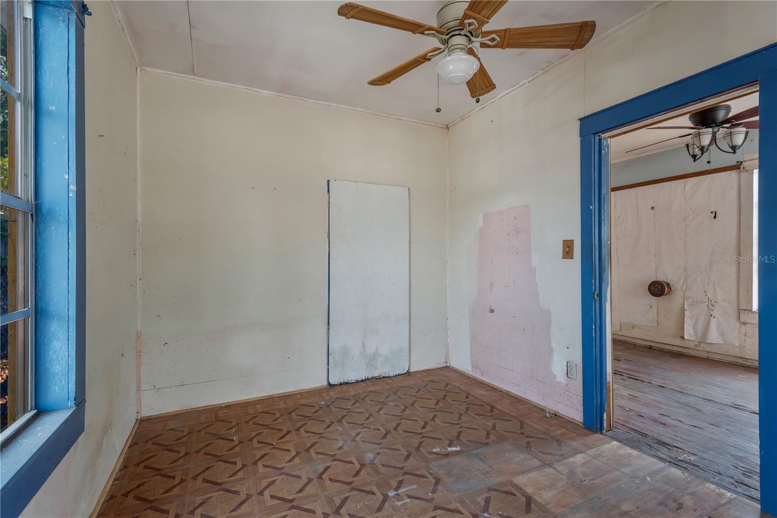 Image 15 of 16 For 2505 17th Avenue