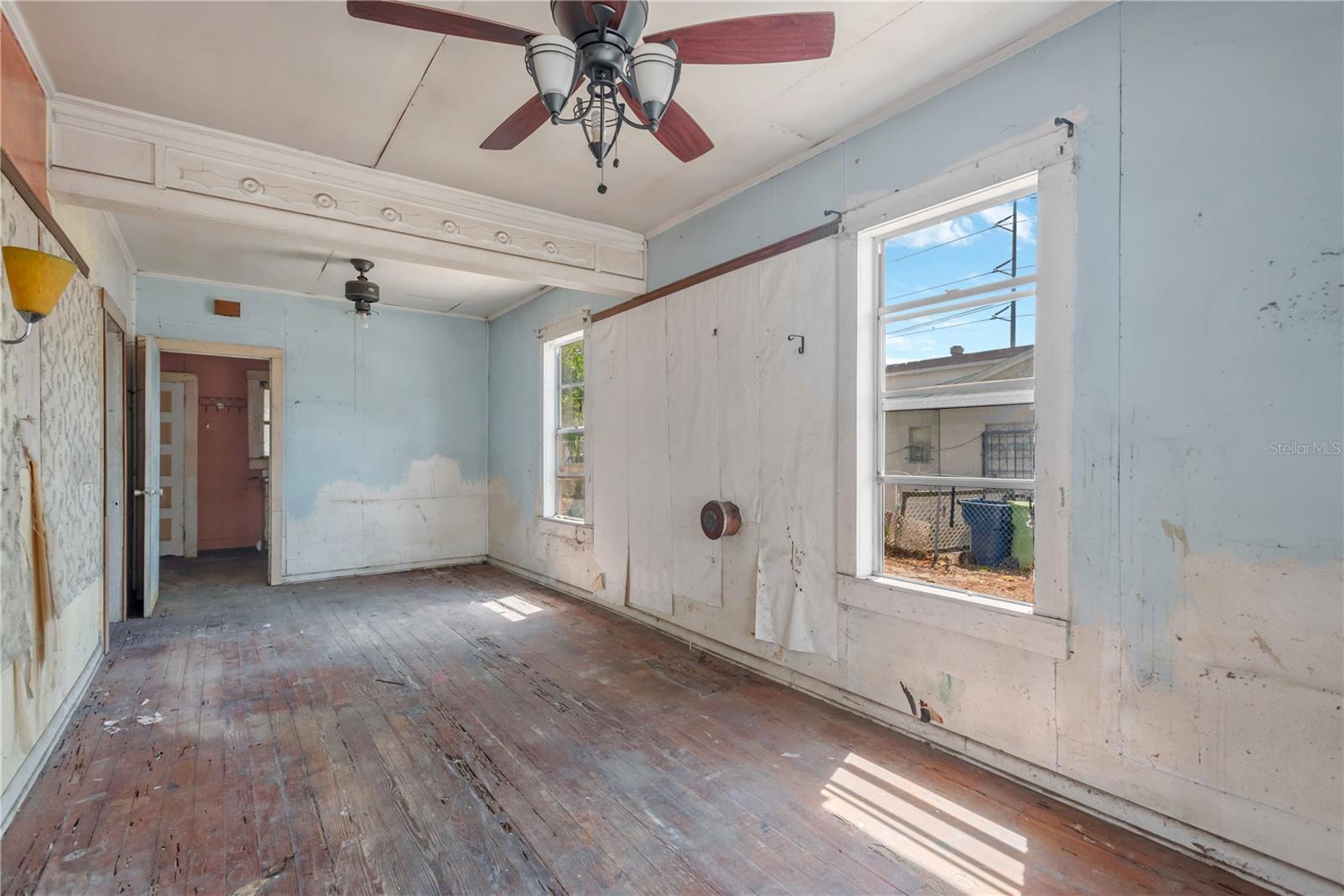 Image 7 of 16 For 2505 17th Avenue