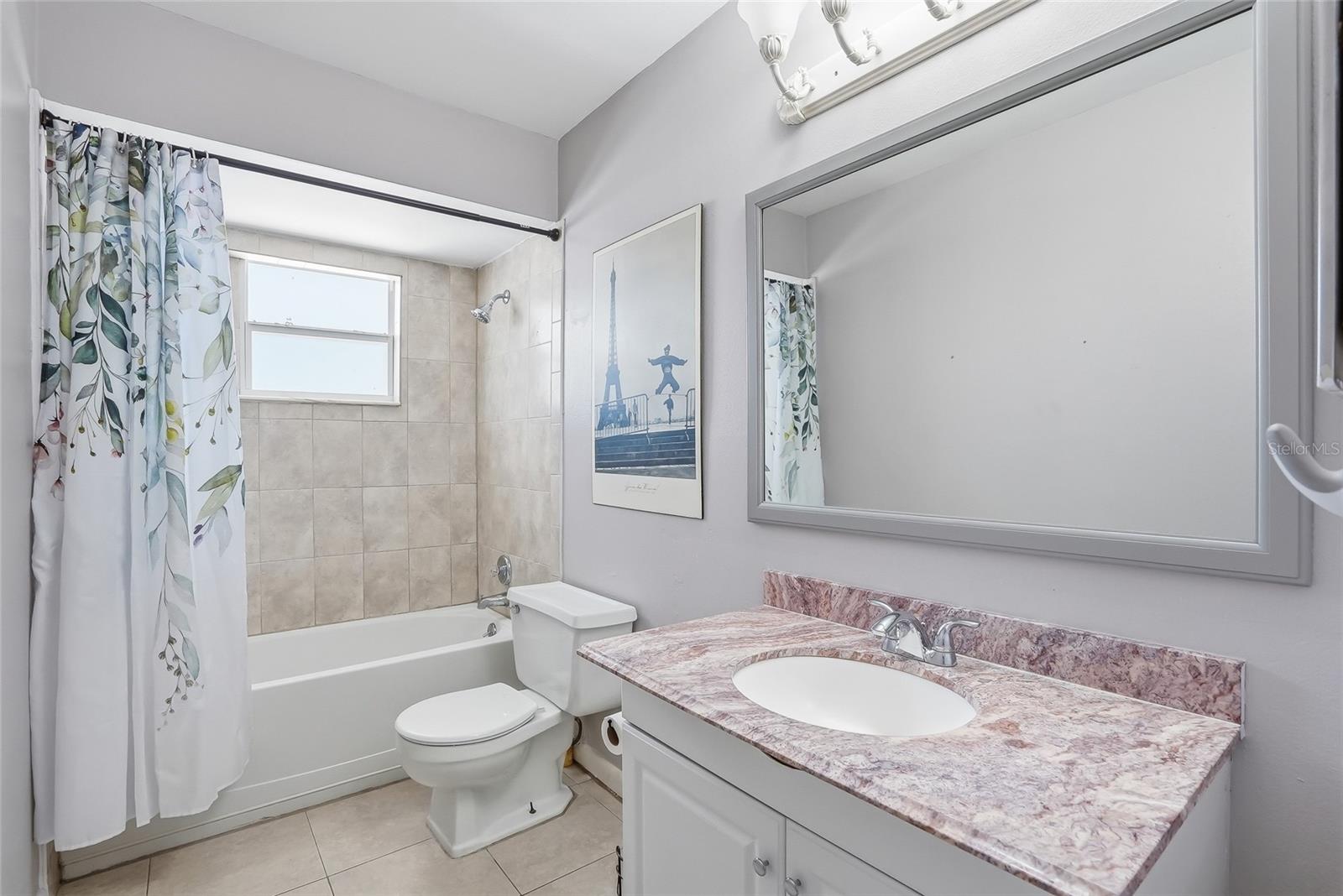 Image 16 of 30 For 3053 Oaklawn Ave
