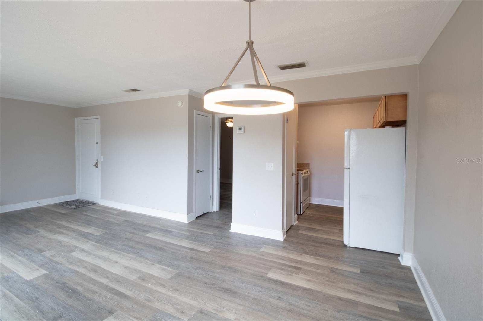 Listing photo id 3 for 13725 Juniper Blossom Drive 202