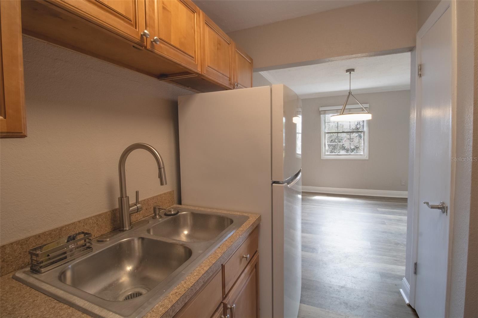 Listing photo id 4 for 13725 Juniper Blossom Drive 202