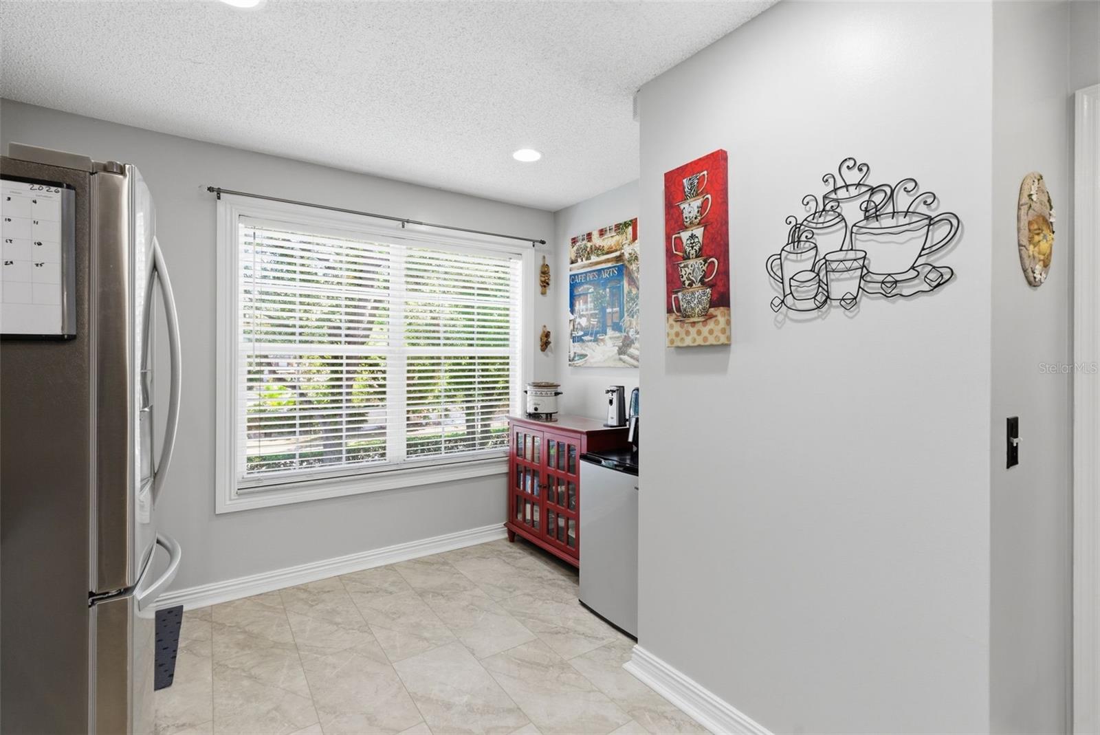 Image 11 of 41 For 3227 Valley Oaks Drive N-a