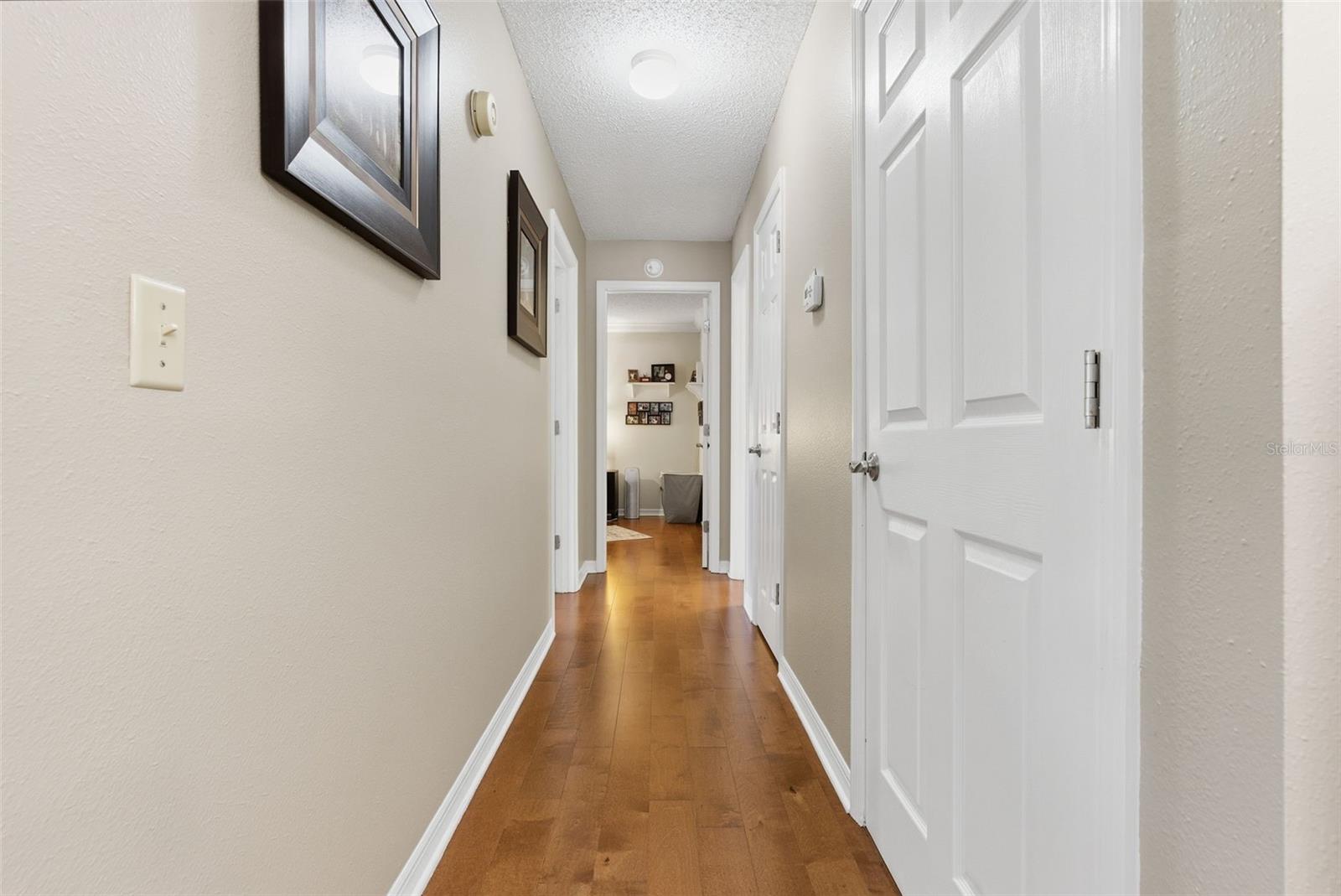 Image 14 of 41 For 3227 Valley Oaks Drive N-a