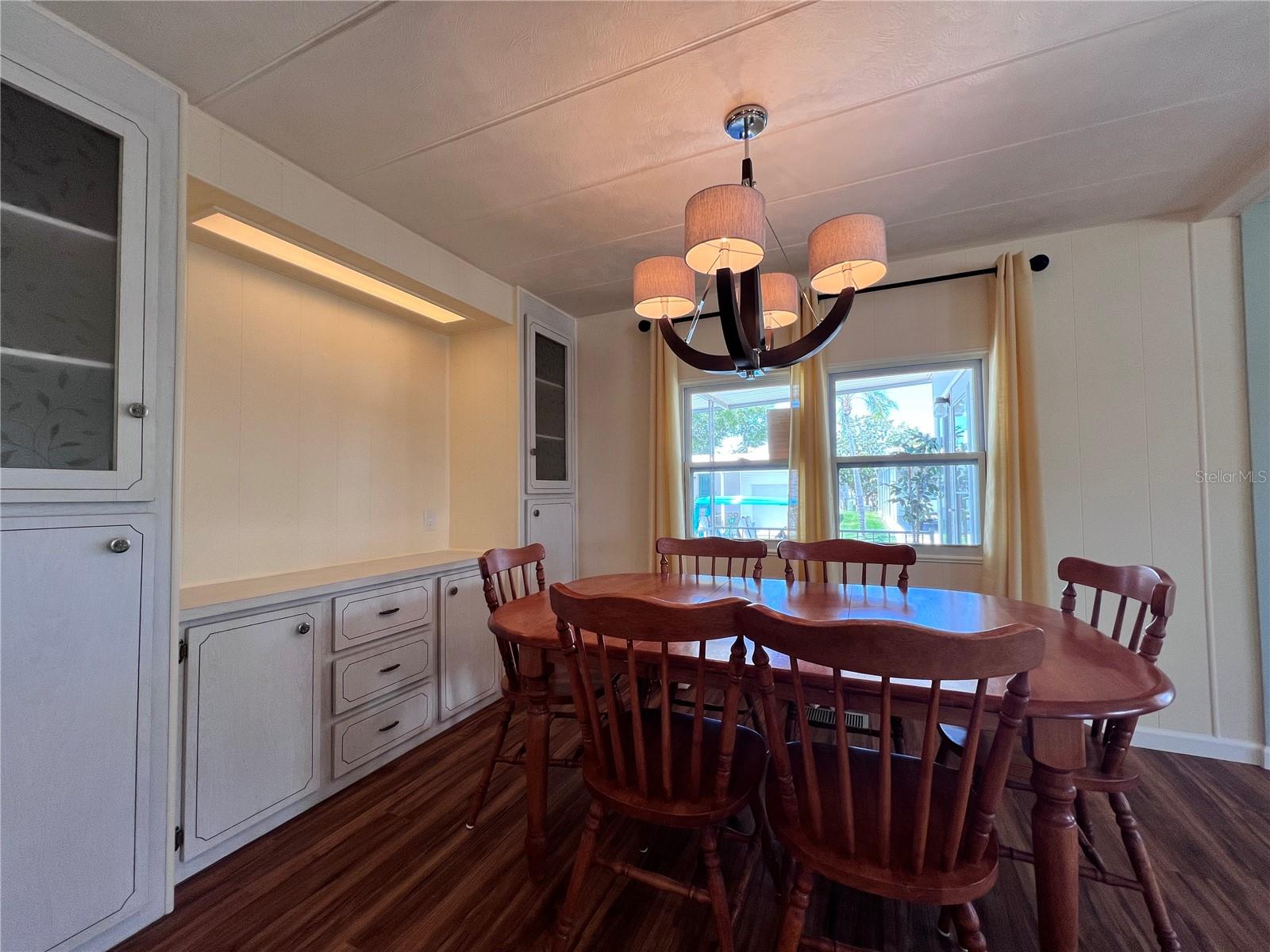 Image 11 of 56 For 1100 Belcher Road S 130