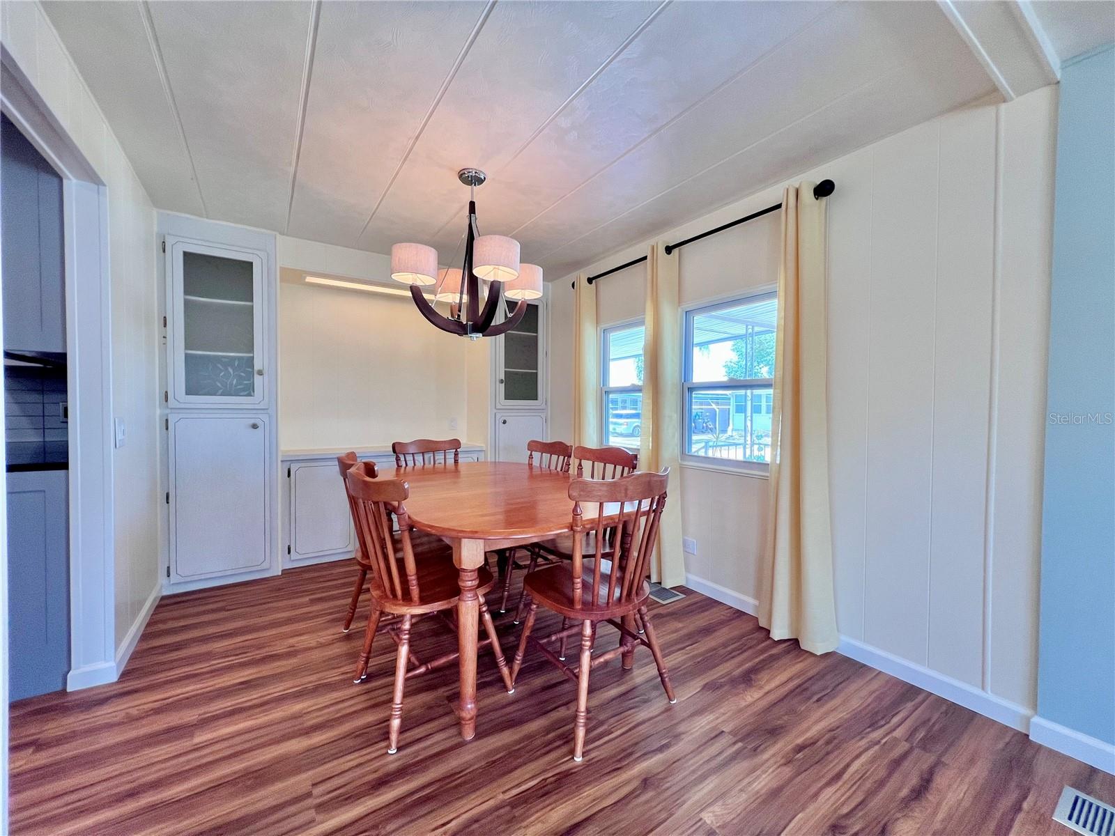 Image 12 of 56 For 1100 Belcher Road S 130