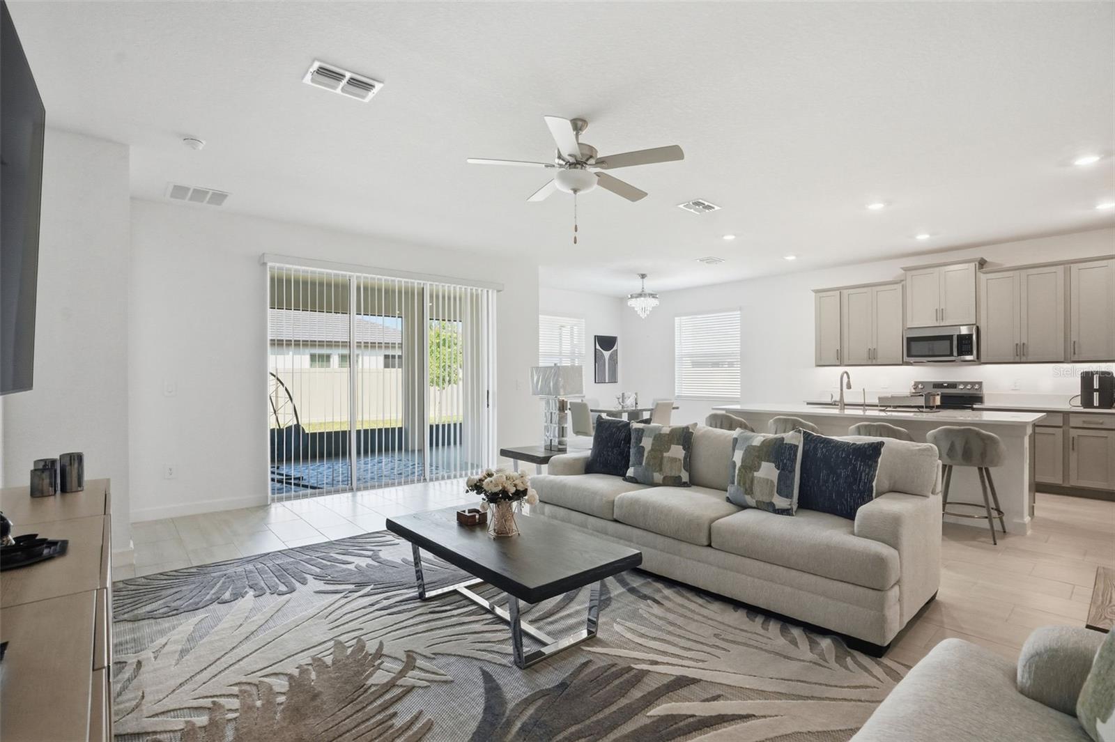 Listing photo id 9 for 10770 Tupper Cay Drive