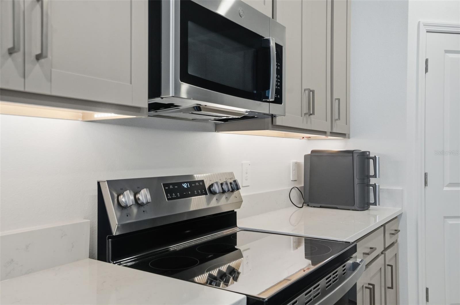 Listing photo id 14 for 10770 Tupper Cay Drive