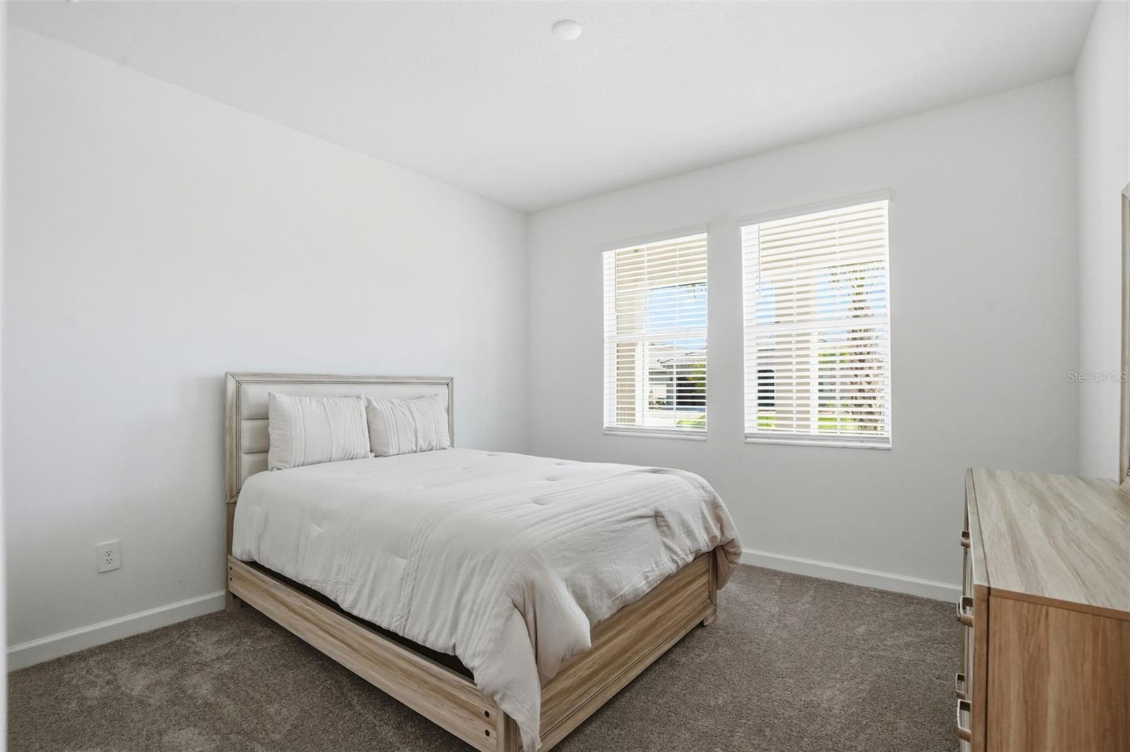 Listing photo id 37 for 10770 Tupper Cay Drive