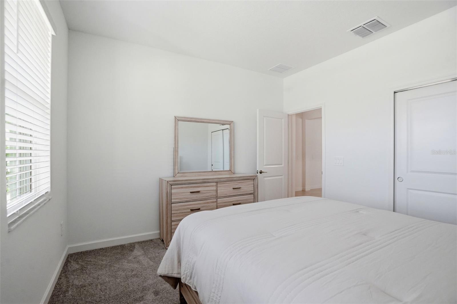Listing photo id 39 for 10770 Tupper Cay Drive