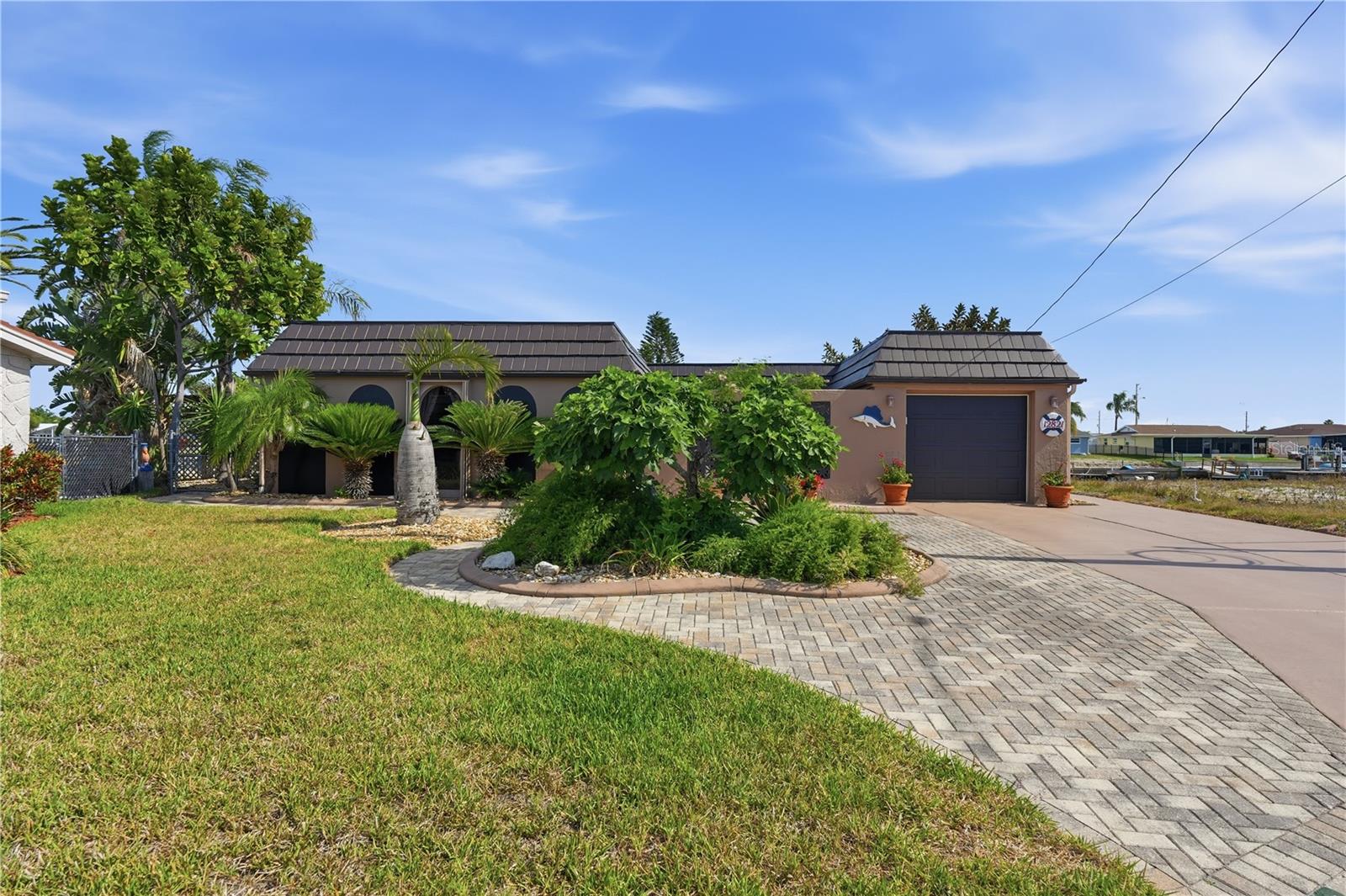 Image 4 of 78 For 12821 4th Isle