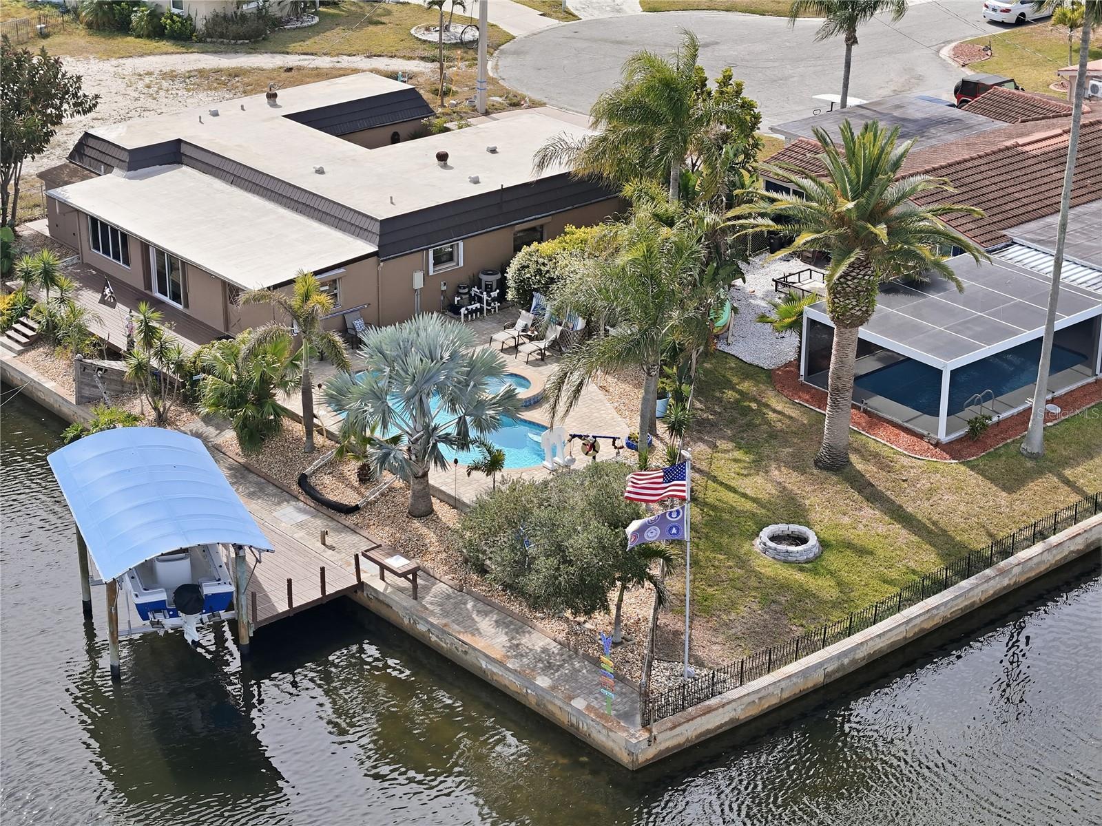 Image 6 of 78 For 12821 4th Isle