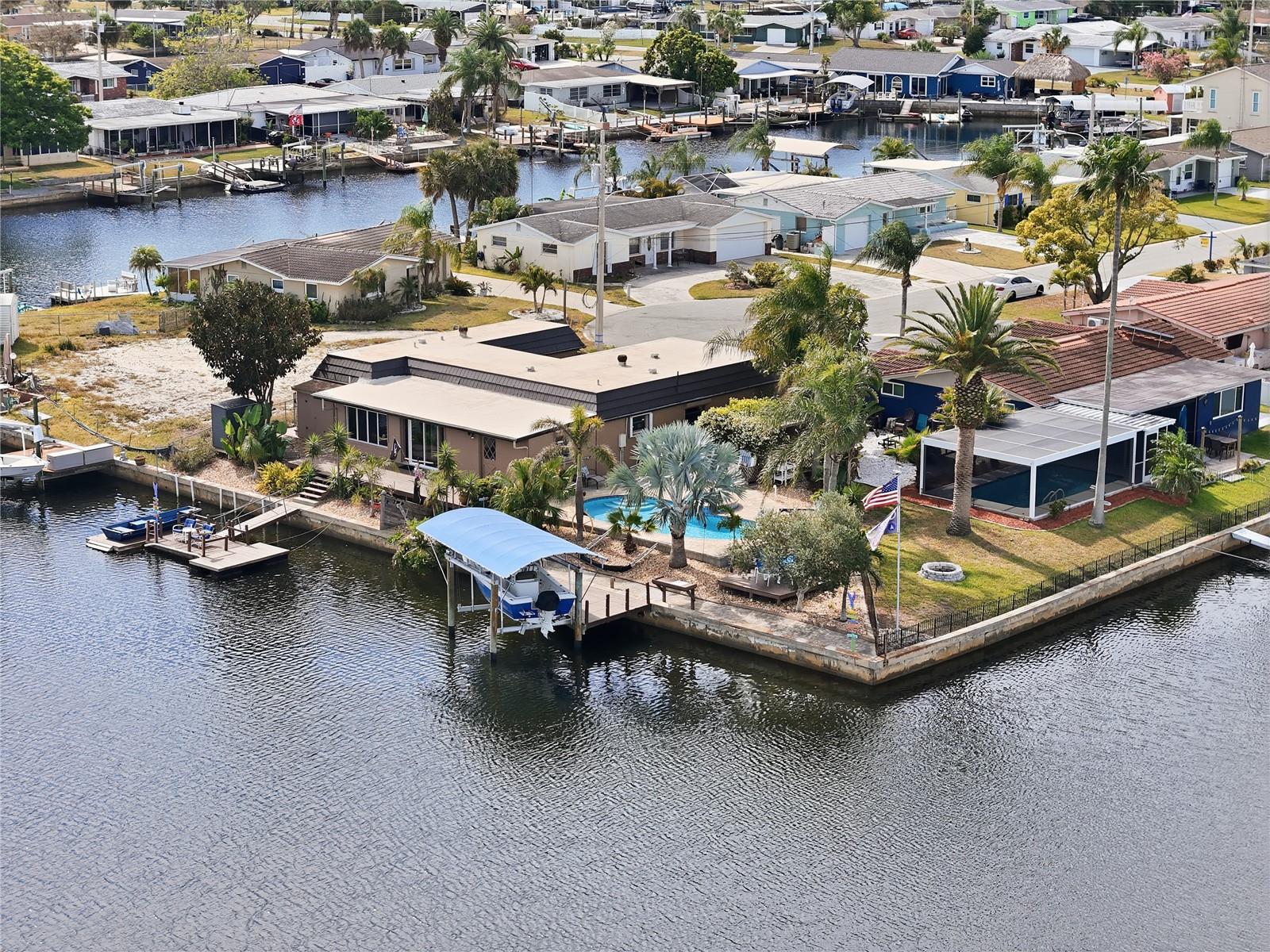 Image 7 of 78 For 12821 4th Isle