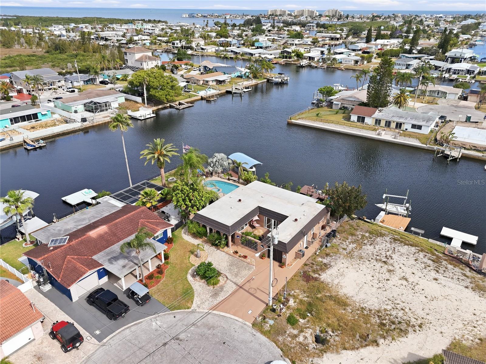 Image 71 of 78 For 12821 4th Isle