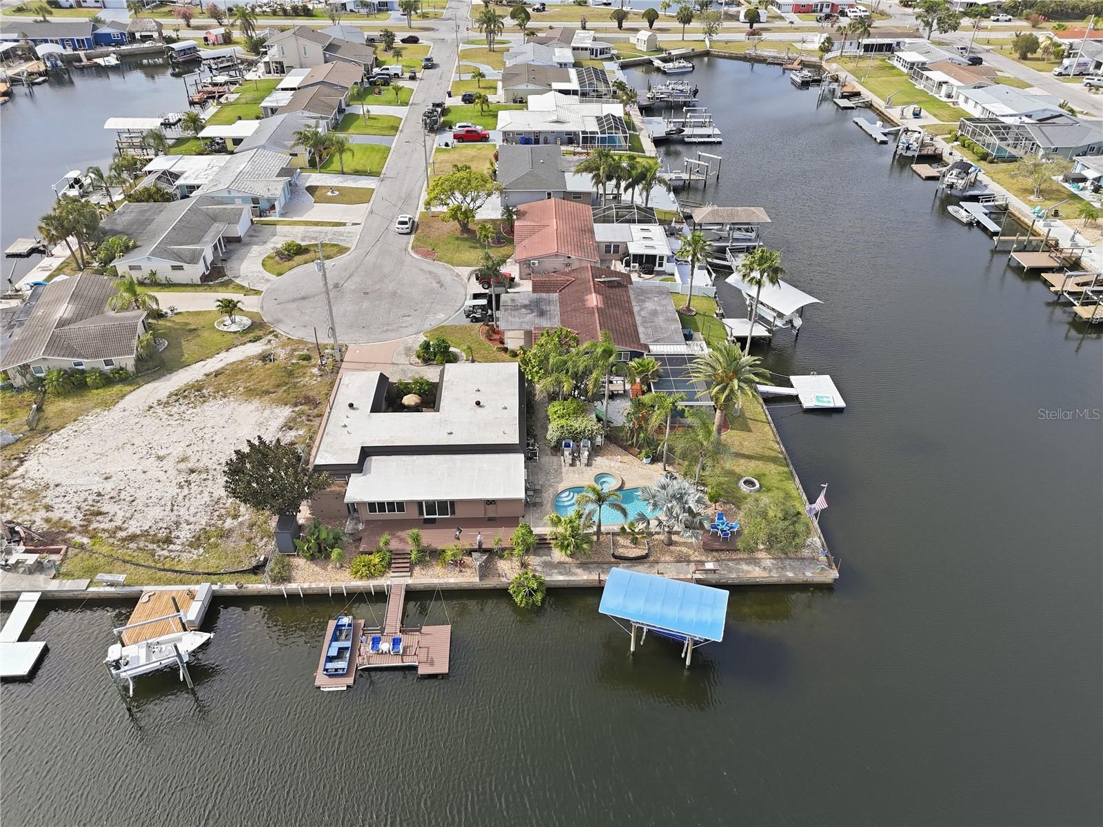 Image 76 of 78 For 12821 4th Isle