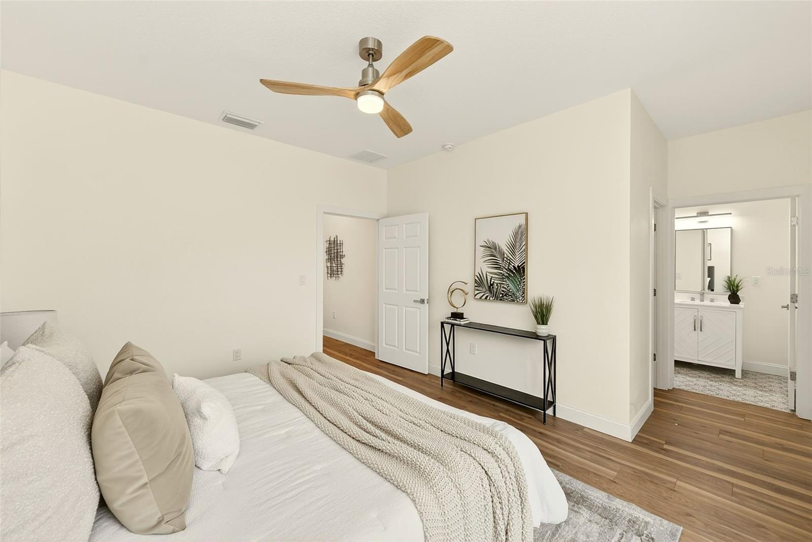 Image 20 of 42 For 3151 69th Avenue N