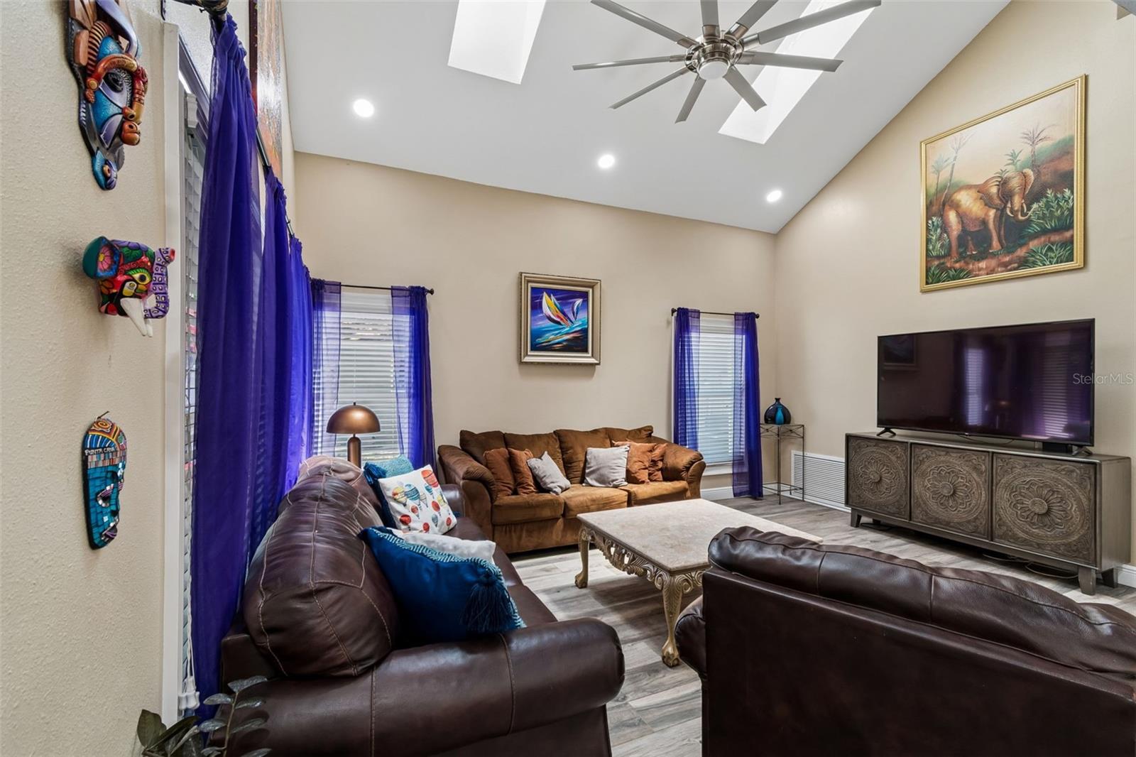 Image 14 of 49 For 9803 Long Meadow Drive