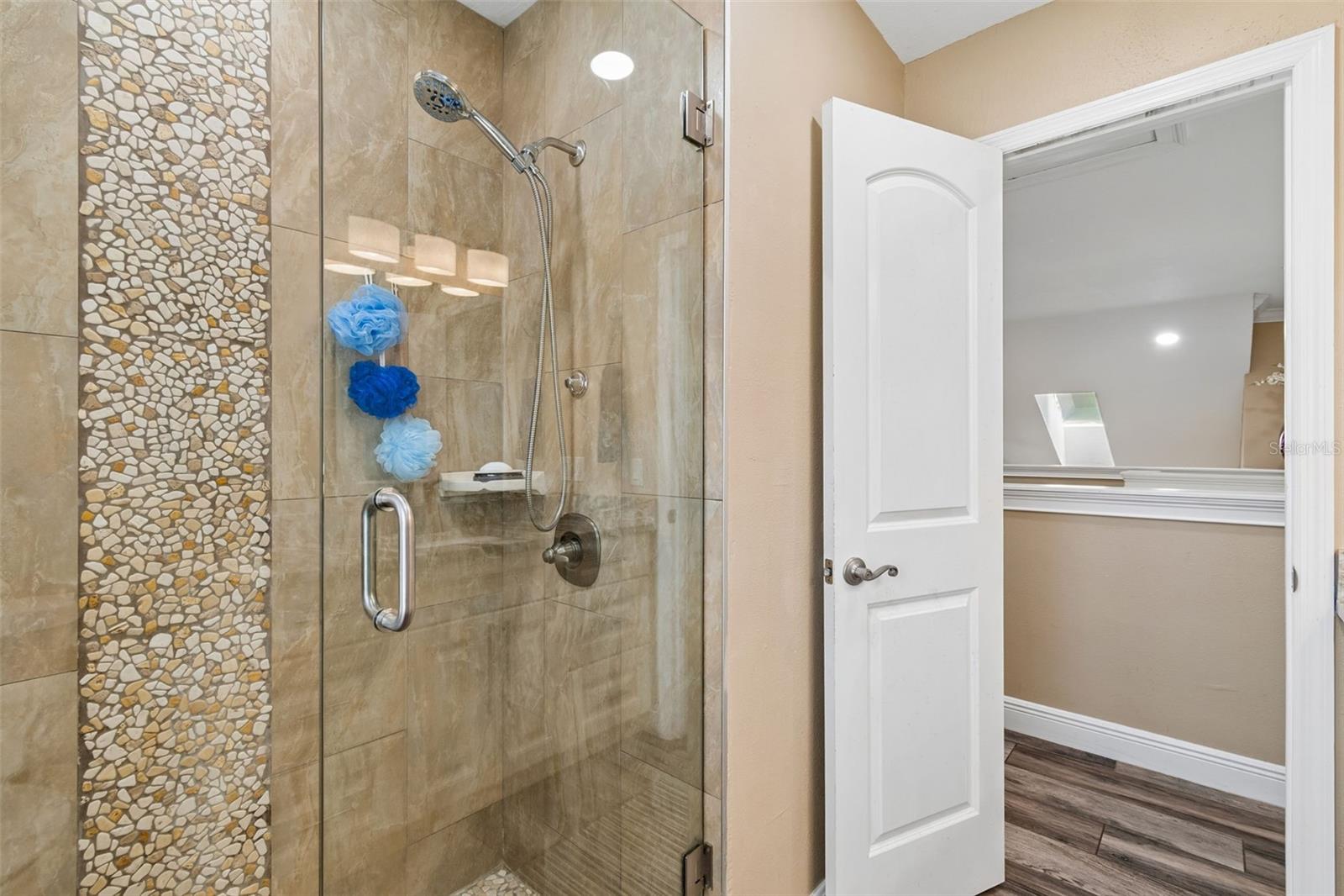Image 21 of 49 For 9803 Long Meadow Drive