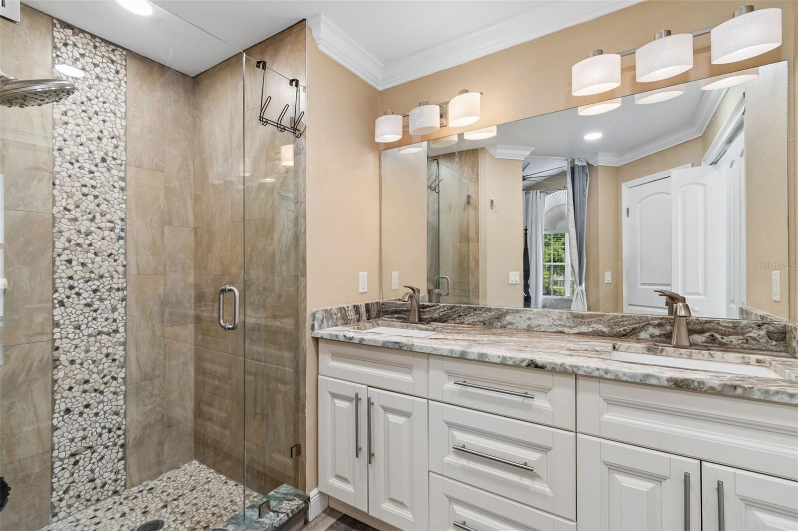 Image 26 of 49 For 9803 Long Meadow Drive
