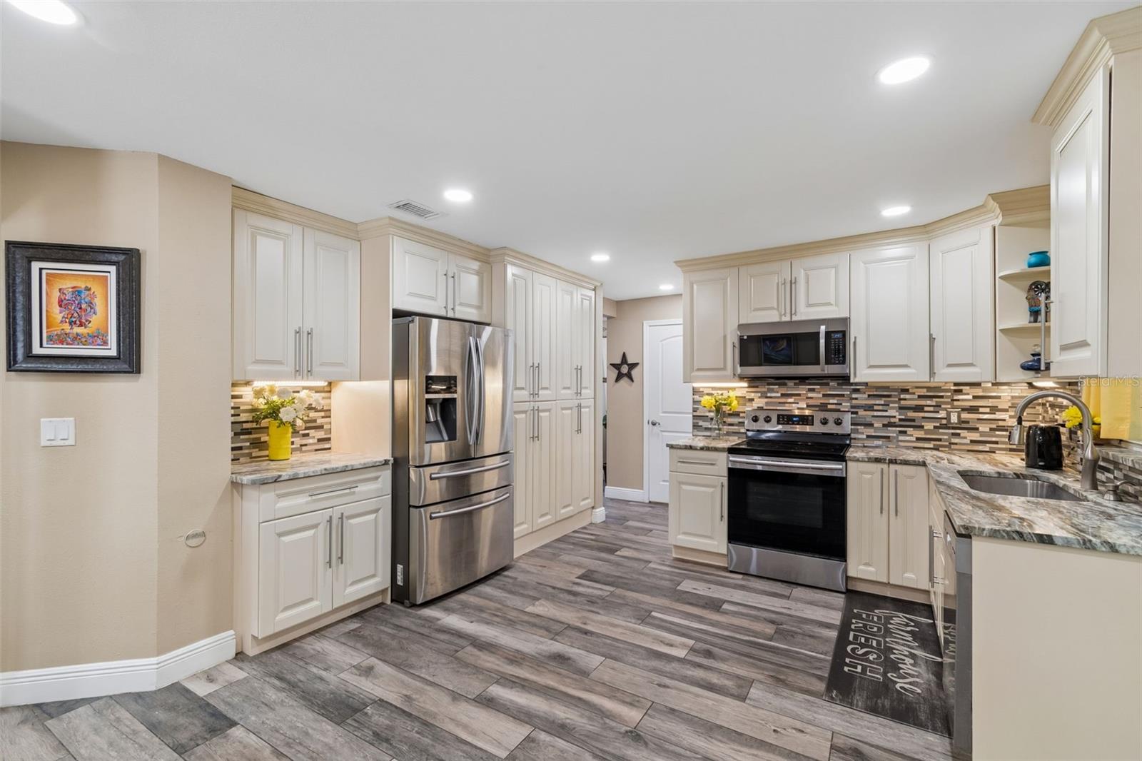 Image 34 of 49 For 9803 Long Meadow Drive